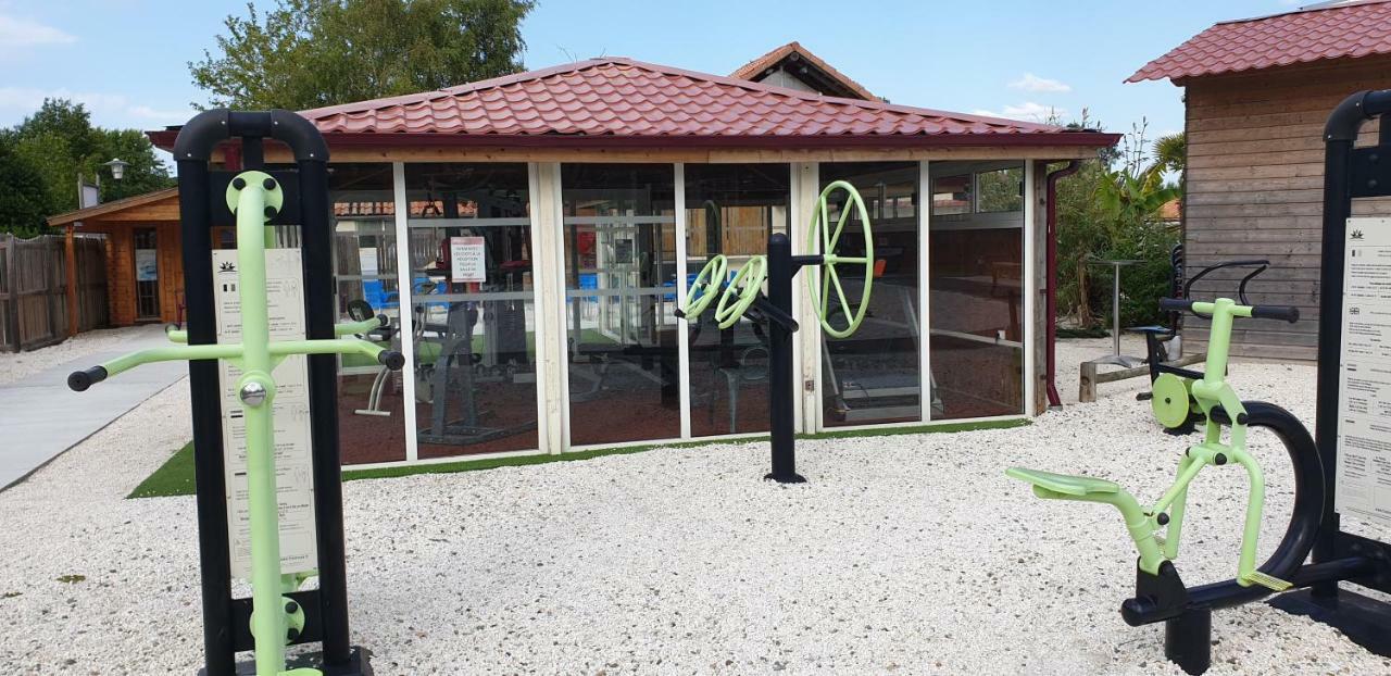 Mobil Home 43 Dans Camping 4 Etoiles Gastes Экстерьер фото
